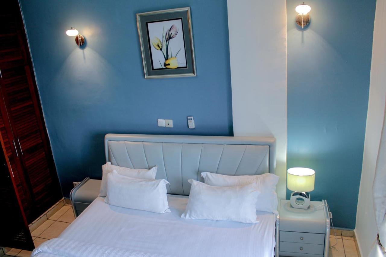 Residence Le Carat Bonapriso 杜阿拉 外观 照片